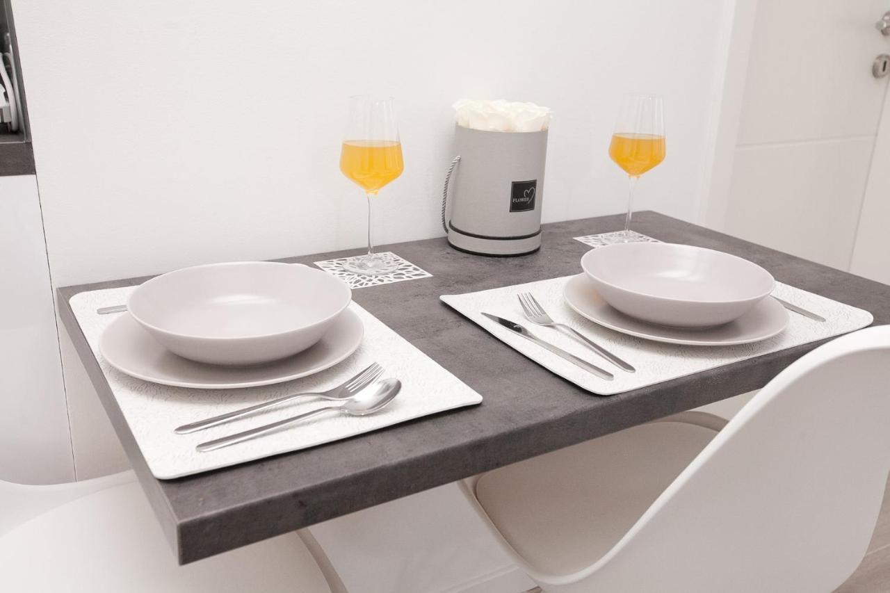 Studio Apartments Tara ซาดาร์ ภายนอก รูปภาพ